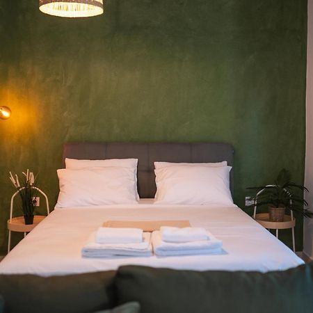 Ancient Forest Suite By Heeaven'S Hall Luxury Suites Alexandroupoli Bagian luar foto