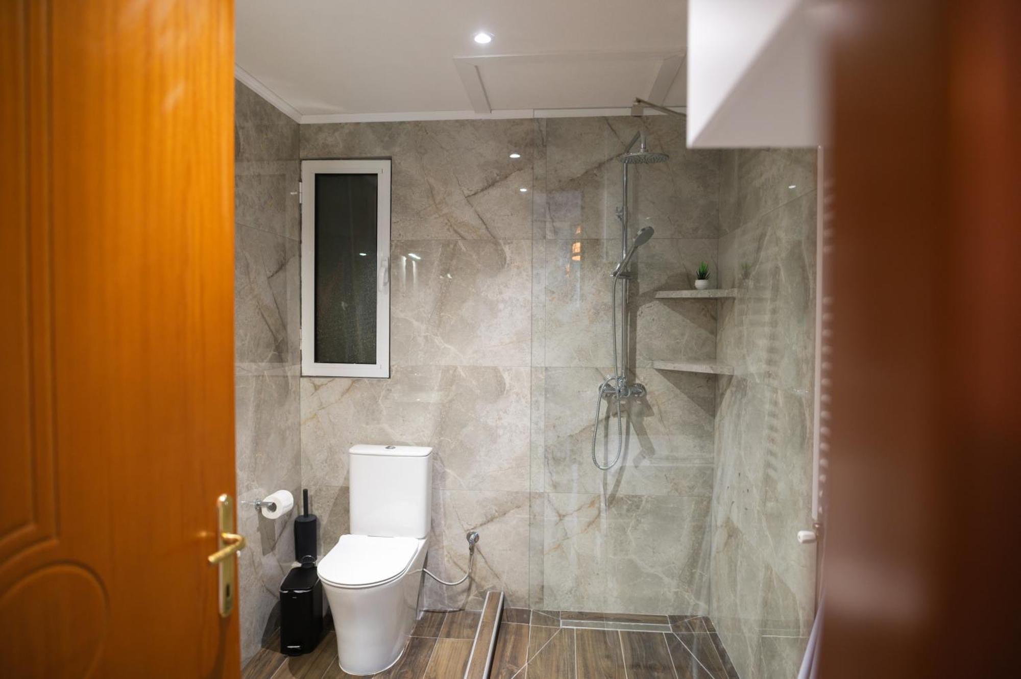 Ancient Forest Suite By Heeaven'S Hall Luxury Suites Alexandroupoli Bagian luar foto