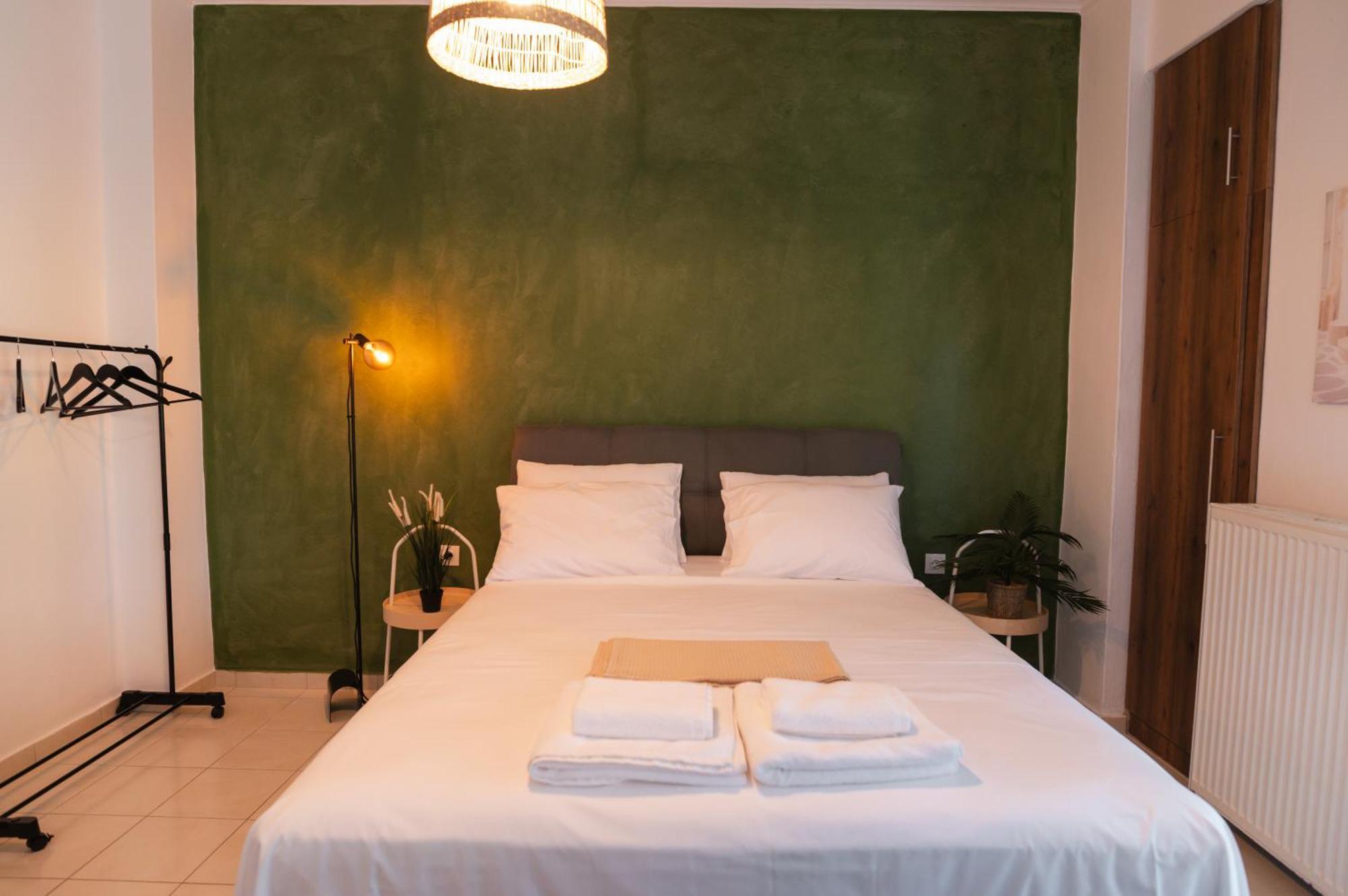 Ancient Forest Suite By Heeaven'S Hall Luxury Suites Alexandroupoli Bagian luar foto